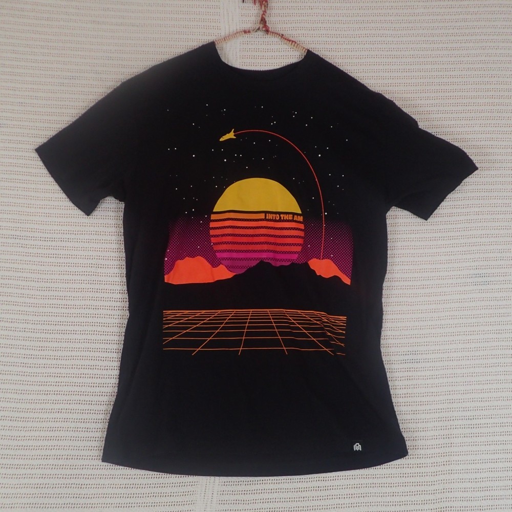Into the AM Space Shuttle Take Off Theme Shirt Size: Large